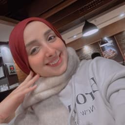 Portrait of Aya Alashry